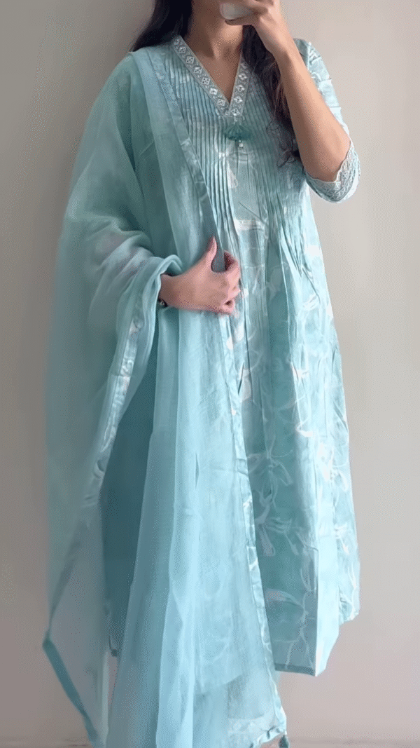 Breezy & Beautiful: Summer Kurta Sets in Vibrant Prints and Shades ☀️👗 - Image 7