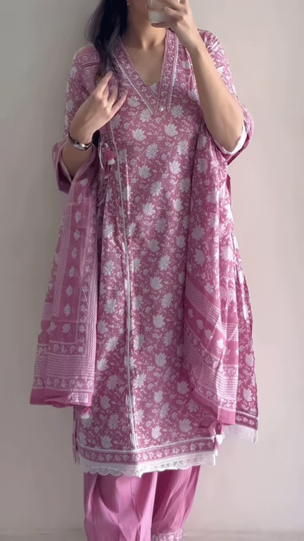 Breezy & Beautiful: Summer Kurta Sets in Vibrant Prints and Shades ☀️👗 - Image 9